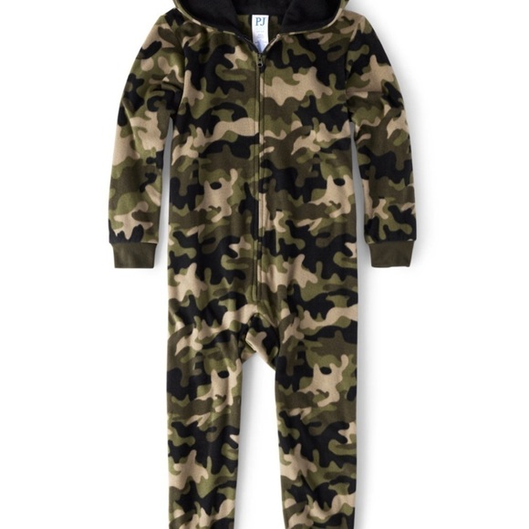 Boys camo hooded fleece one piece pajamas size large NWT flame resistant - Picture 5 of 7